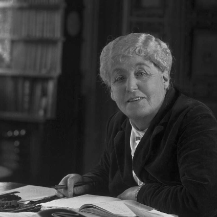 eleanour-rohde_image2_20260907_172411.png